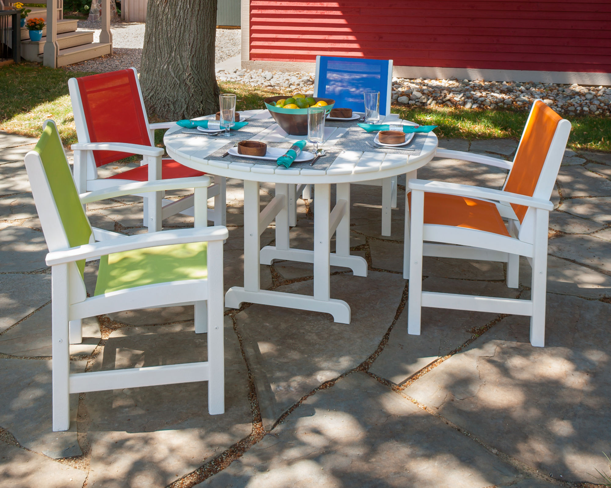 round polywood dining table